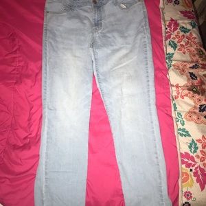 Light blue wash denim jeans